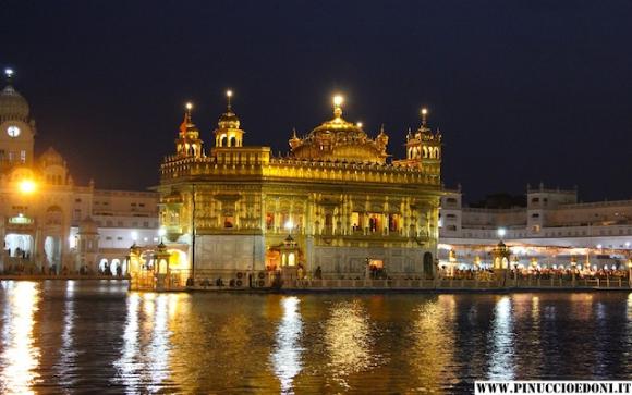 INDIA2010Himalayainmoto012GoldenTemple