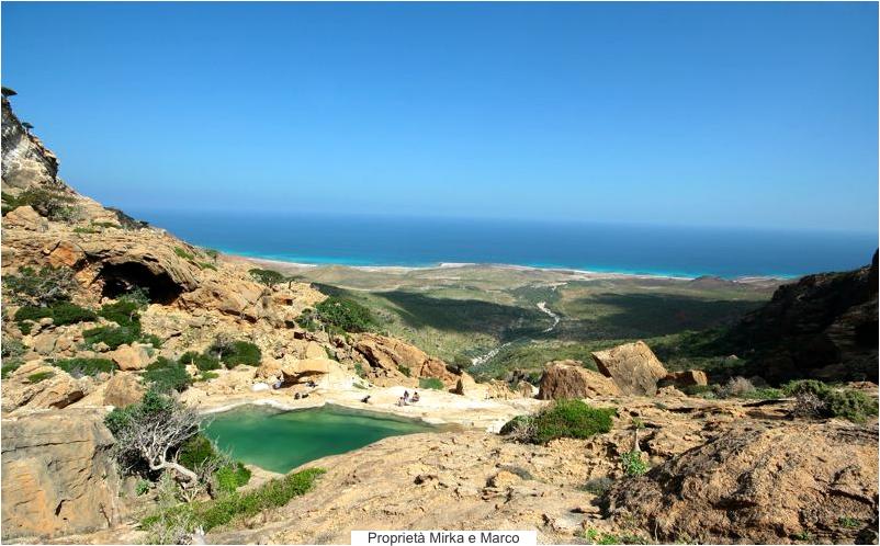 MIRKAPiscinaNaturalenelWadiShifaHomhillSocotra